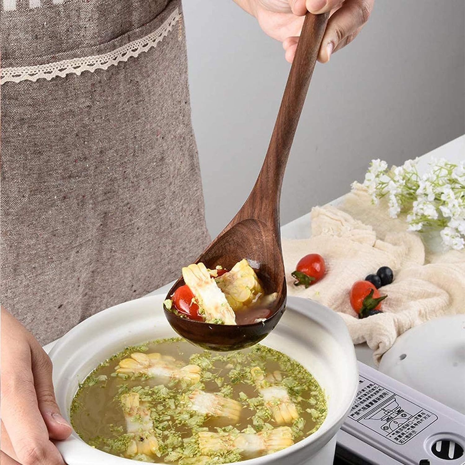 FAMCÜTE Black Walnut Wood Kitchen Utensils Set, Long Handle Spoons and Spatula Set for Cooking, Heat Resistant Non-Stick Cookware(6 PCS)